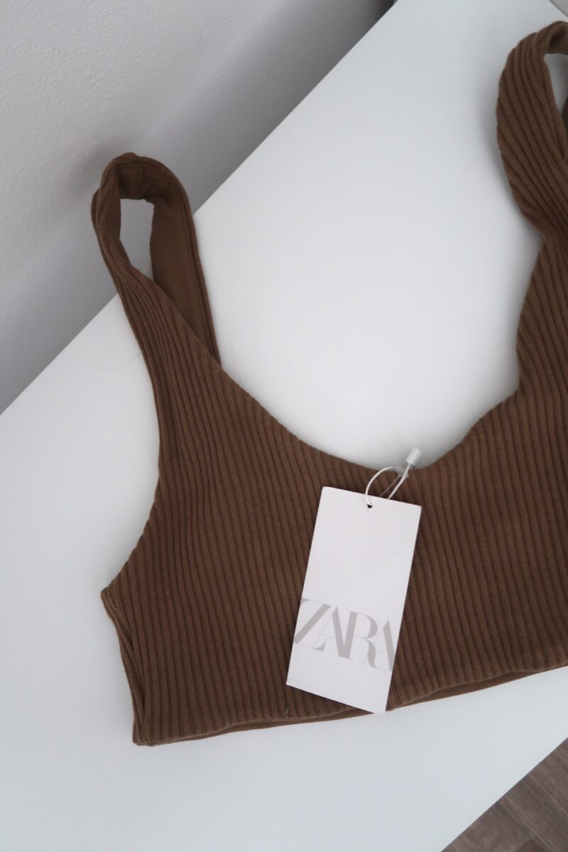 97% bavlna žebrovaný top / bralette NOVÝ s visačkou ZARA vel. L - Image 2