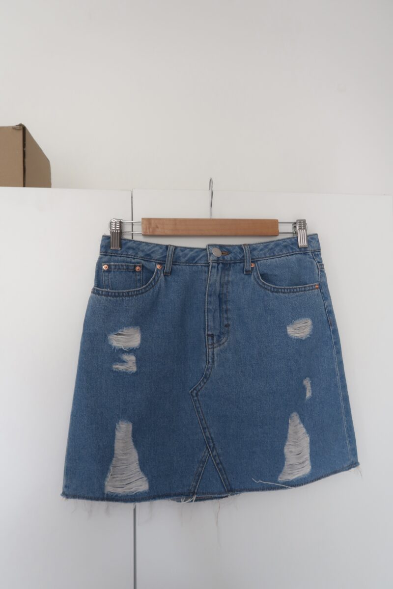 Džínová mini sukně H&M do pasu vel. S - Image 6