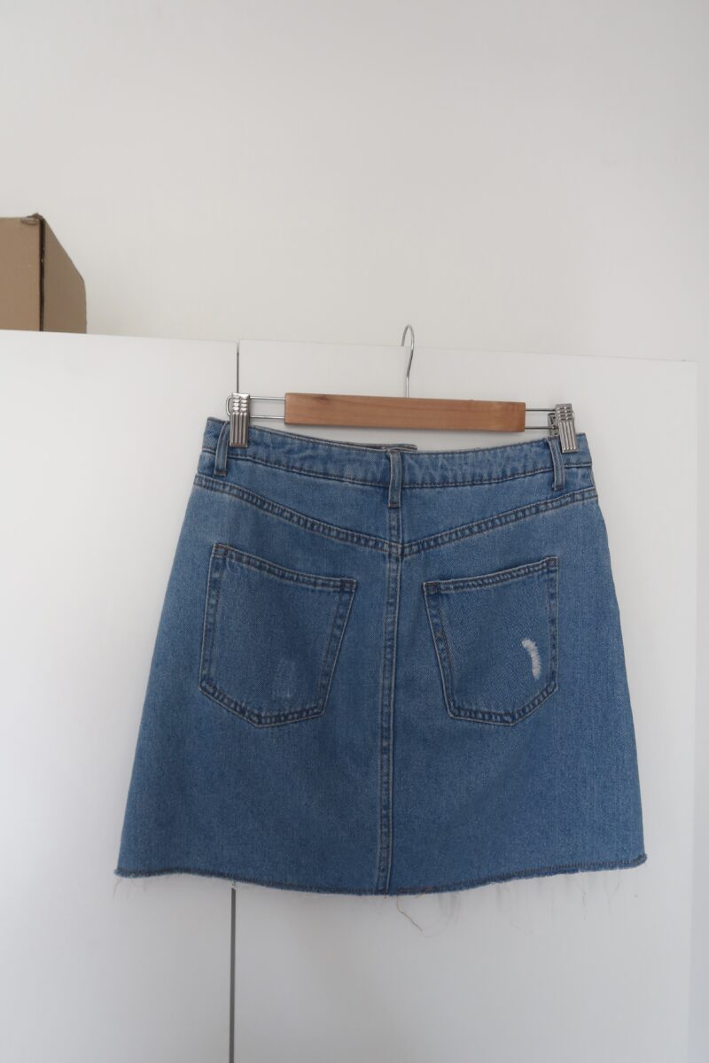 Džínová mini sukně H&M do pasu vel. S - Image 7