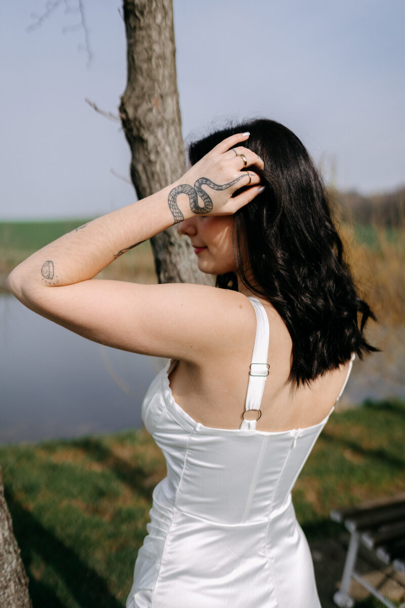 Popůlnoční pro nevěstu sexy saténové korzetové šaty - Image 6