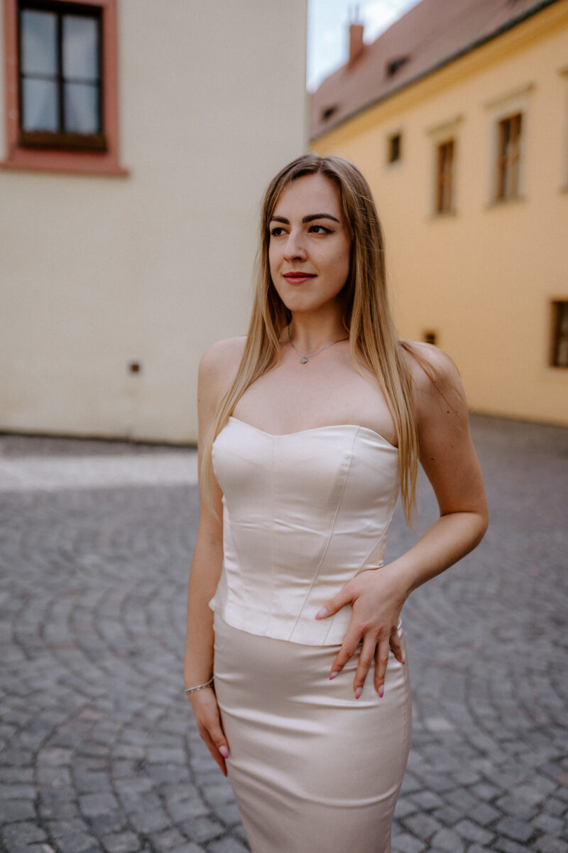 2 dílný set Vintage korzet a sukně - Image 2