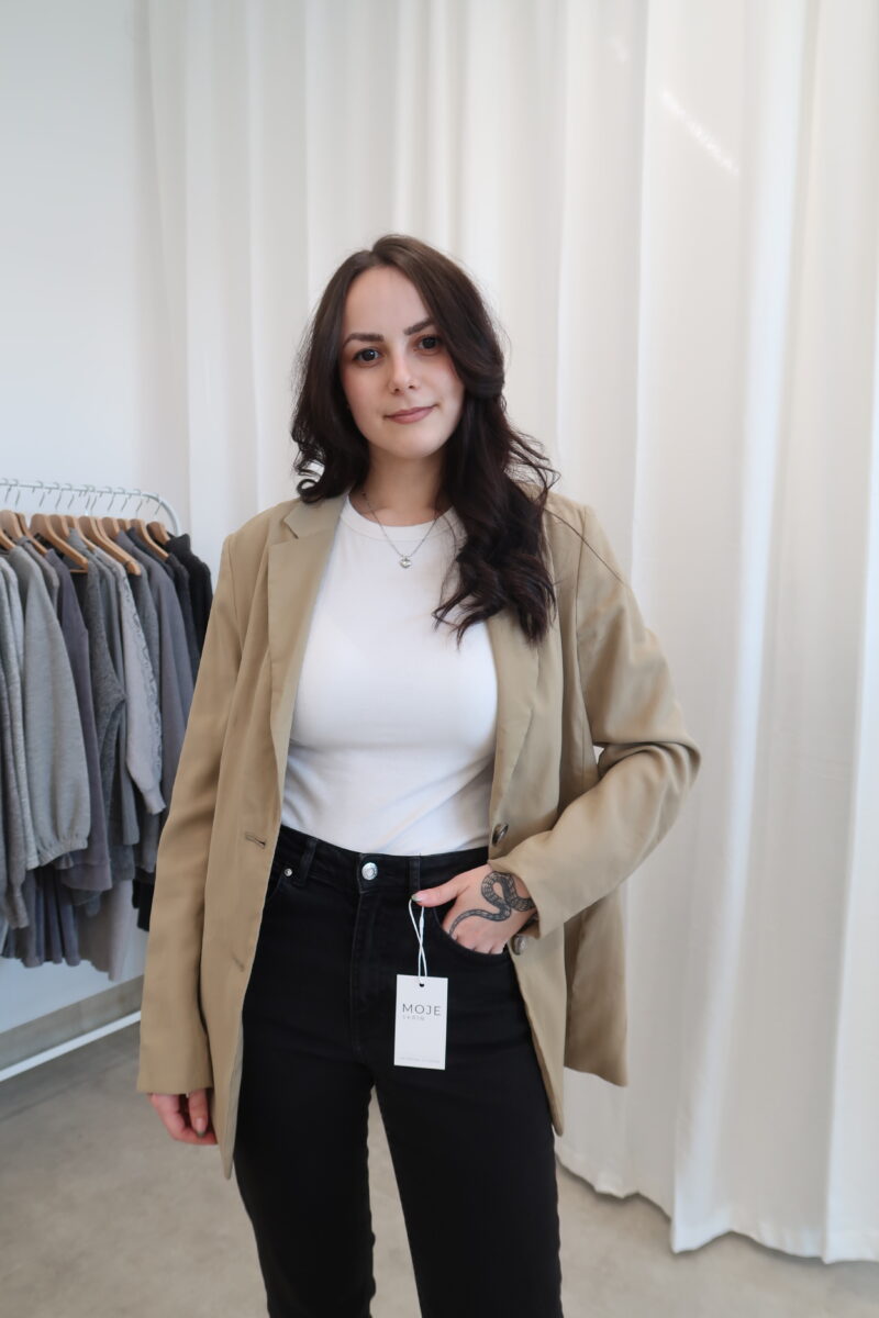 Džíny rovného střihu H&M vel.S - Image 6