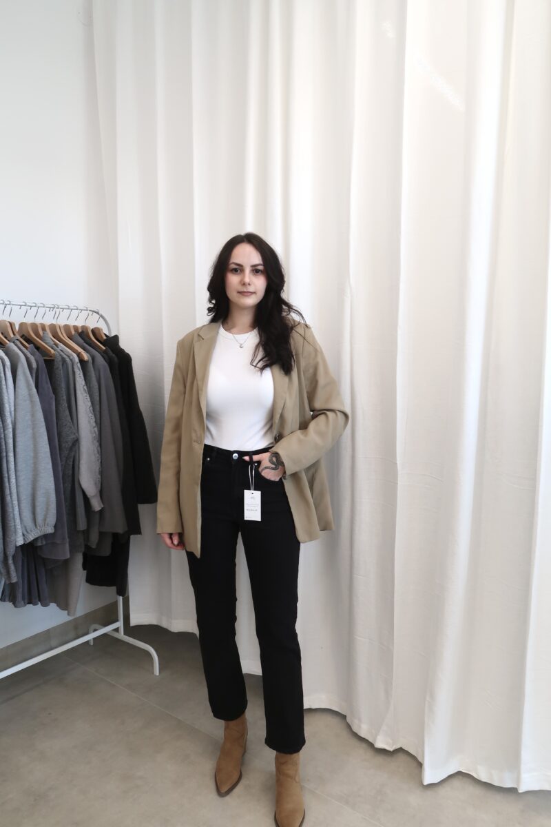 Džíny rovného střihu H&M vel.S - Image 7