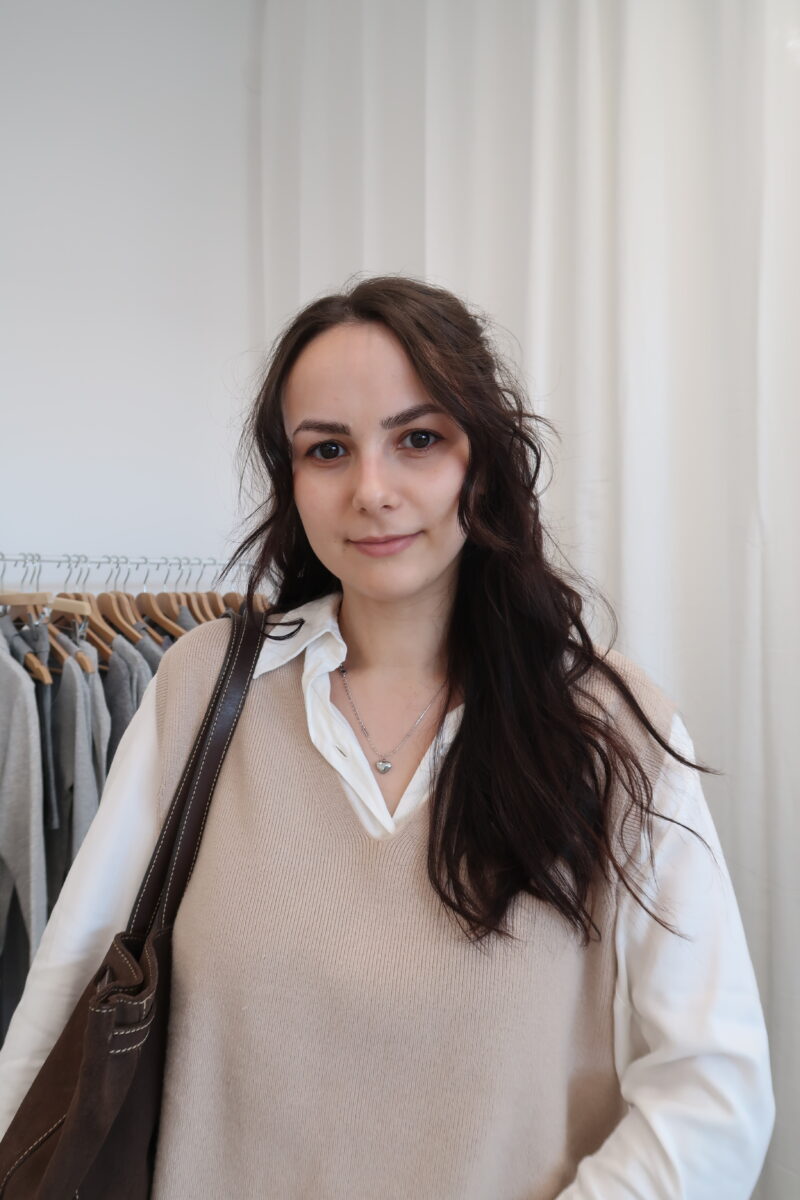 Béžová vesta z úpletu vel.XL - Image 6