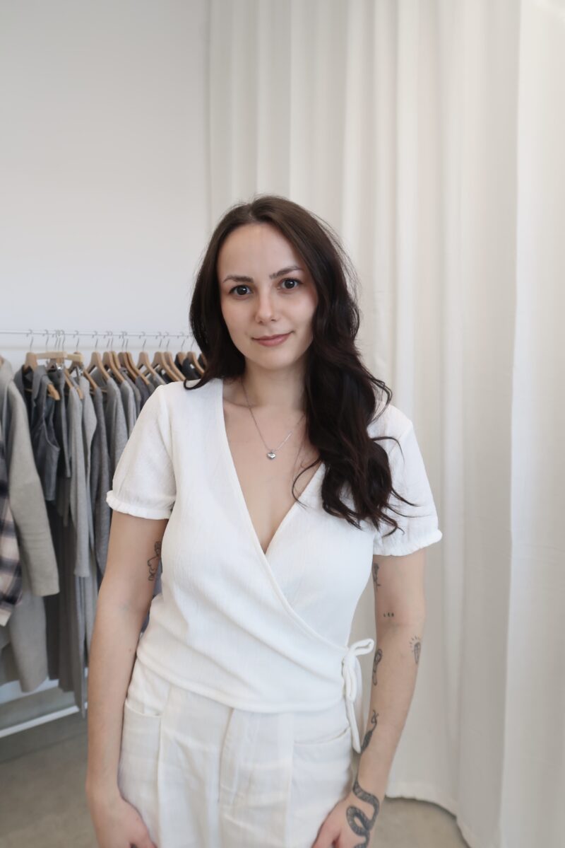 Bílá halenka H&M vel.M - Image 4