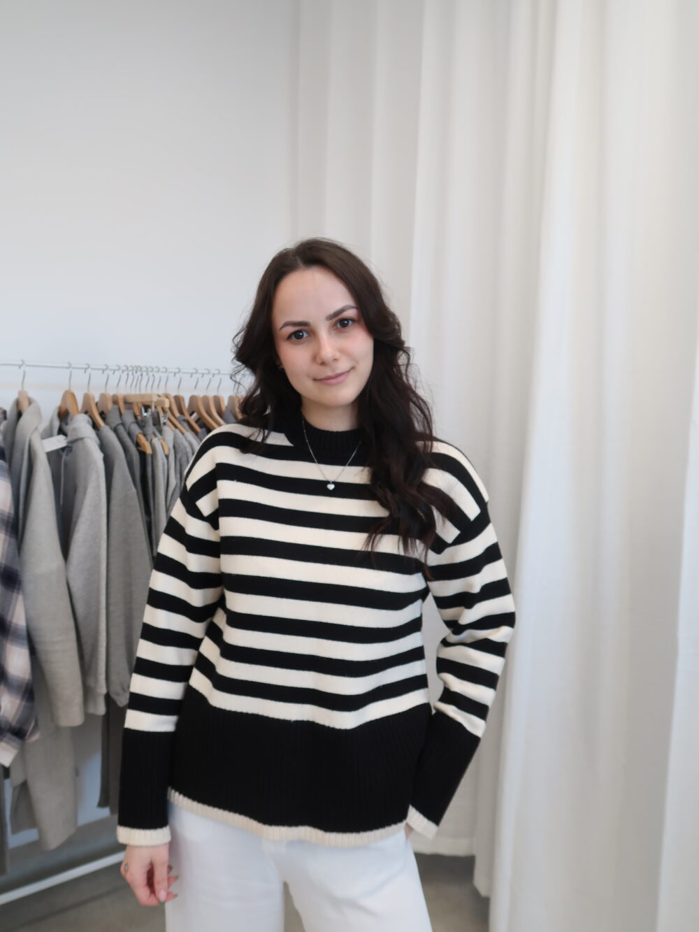 Pruhovaný svetr ZARA 55% viskóza vel. XS/S