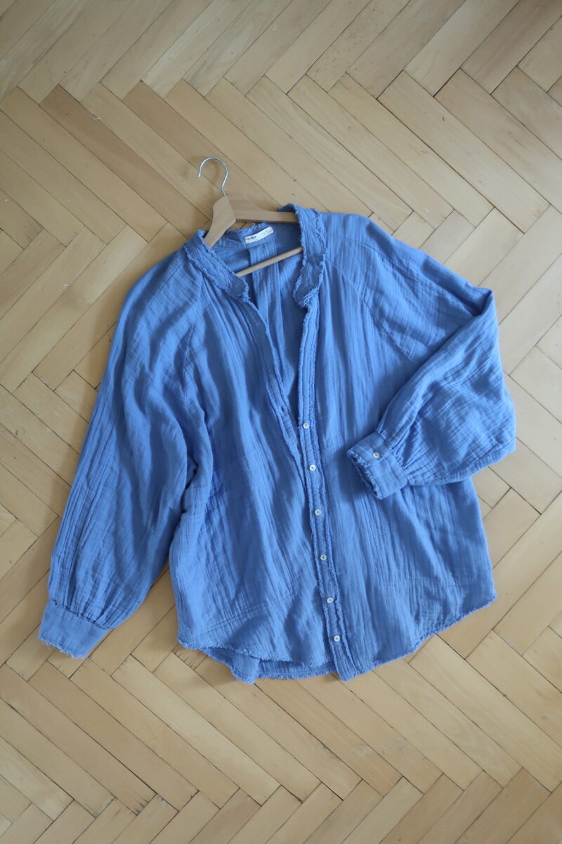 Mušelínová modrá oversized košile vel. M-L